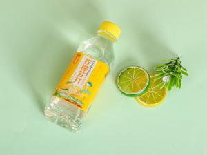 柠檬苏打水